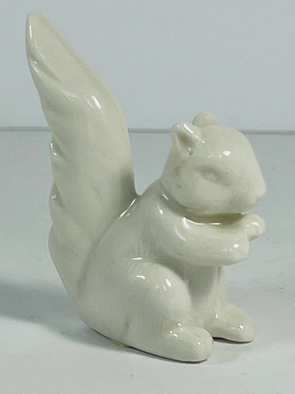Cream Ceramic Squirrel Figurine for Small Pet Décor